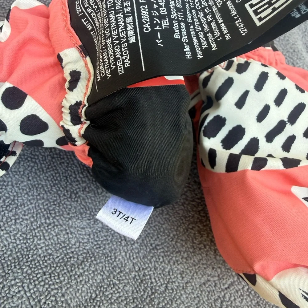 Burton Pink and White Patterned Kids Snow Mittens